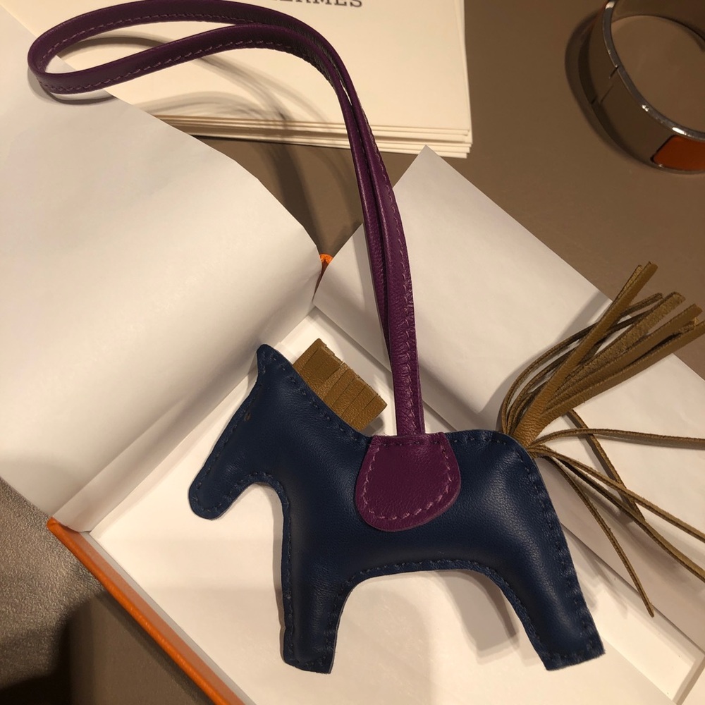 Hermes Rodeo navy PM